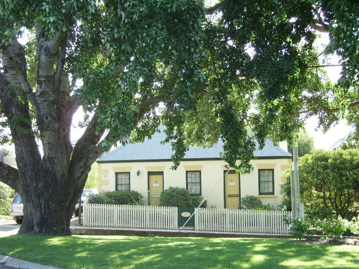 Bridge Cottages Sargeants & Armoury Cottages 1823 - History & Charm Ρίτσμοντ Εξωτερικό φωτογραφία