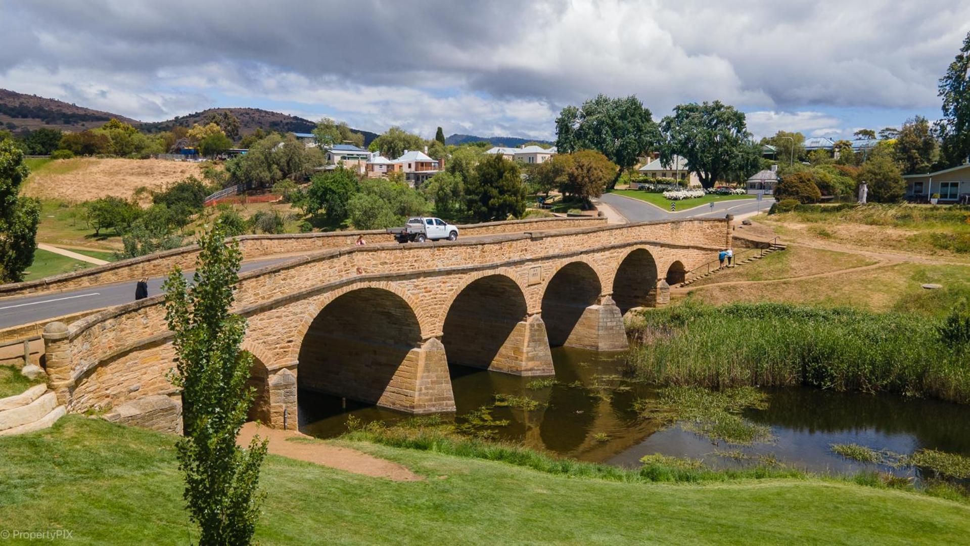 Bridge Cottages Sargeants & Armoury Cottages 1823 - History & Charm Ρίτσμοντ Εξωτερικό φωτογραφία