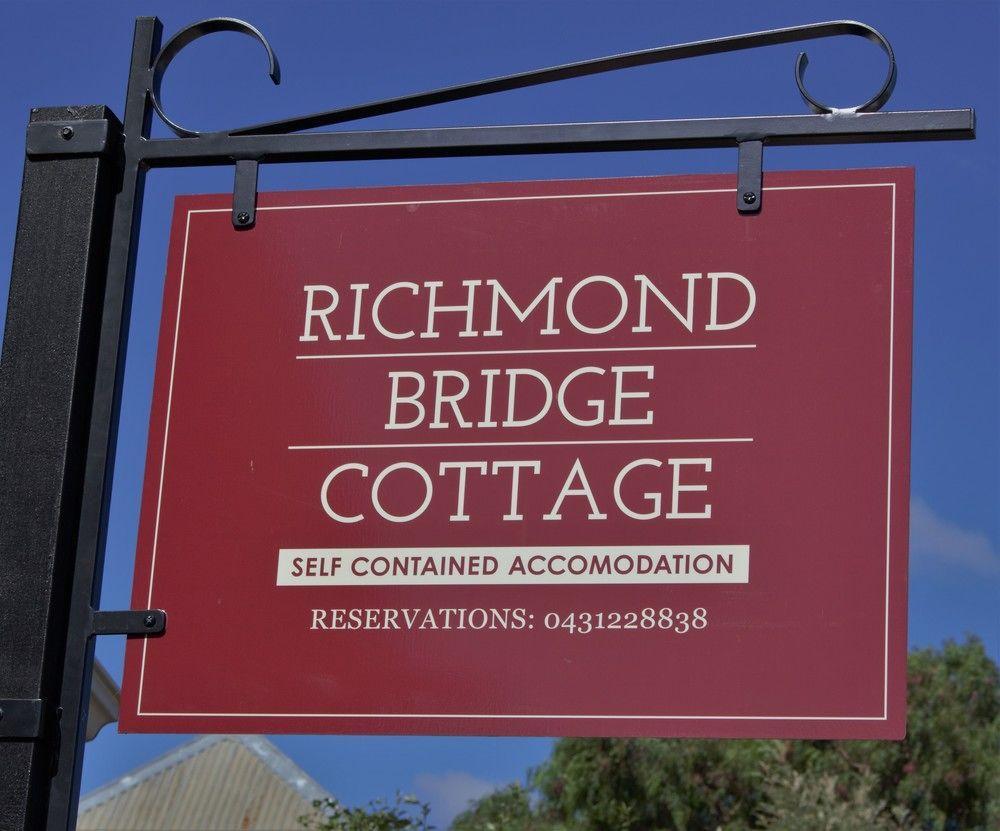 Bridge Cottages Sargeants & Armoury Cottages 1823 - History & Charm Ρίτσμοντ Εξωτερικό φωτογραφία